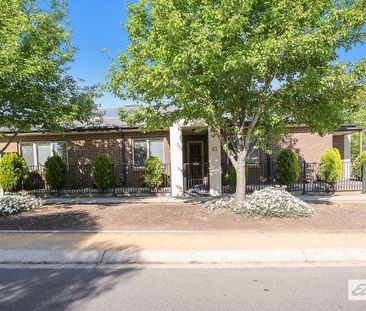Charming Corner Block Home in Wodonga! - Photo 3