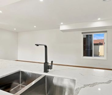 NEW BUILD HOME FOR RENT IN WERRIBEE - Photo 2