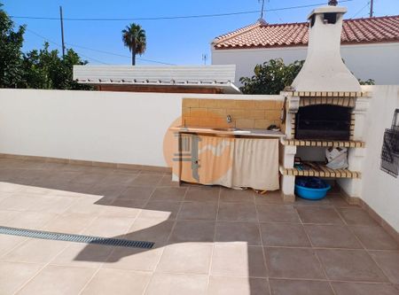 Faro, Faro 8900-067 - Photo 3