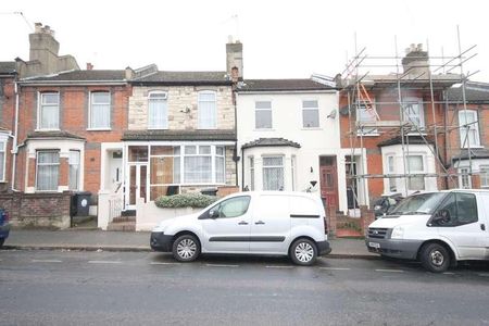 Luton Road, Walthamstow, E17 - Photo 2