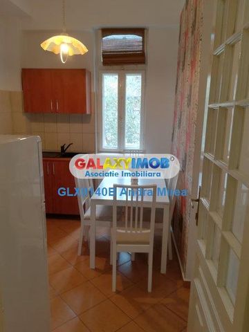 Inchiriere apartament 3 camere Romana - Photo 2