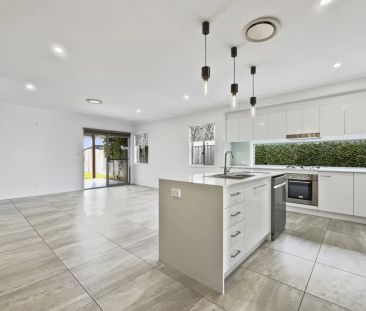 Renovated and Welcoming Family Home in the Breeze, Peregian Beach - Photo 1