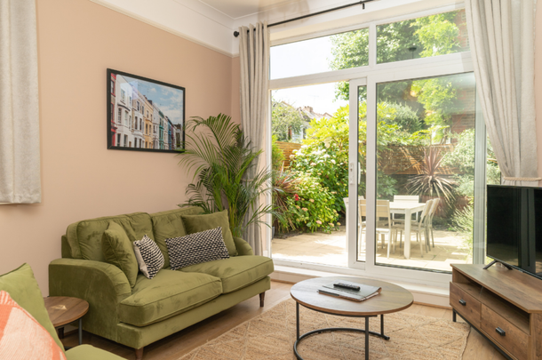 2 bedroom serviced apartment to rent - Photo 1