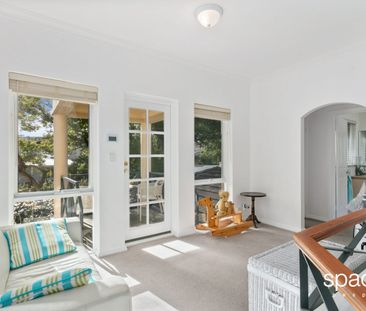 Spacious unfurnished family home, in sought after location. - Photo 3