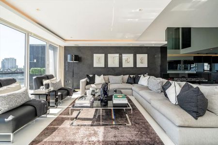 5 bedroom flat to rent - Photo 3