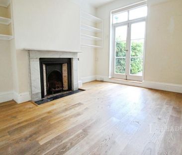 4 bedroom house to rent Cliftonville, Dorking, Surrey, RH4 - Photo 2