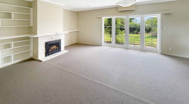 MASTERTON - 2 + 1 BEDROOMS - Photo 1