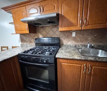 For Lease - 96 Billington Crescent Unit# Lower, Toronto, Ontario - Photo 5