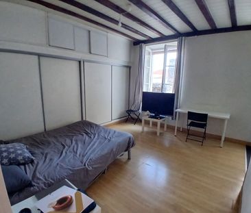 Location Appartement 1 pièce 28m² - Photo 2