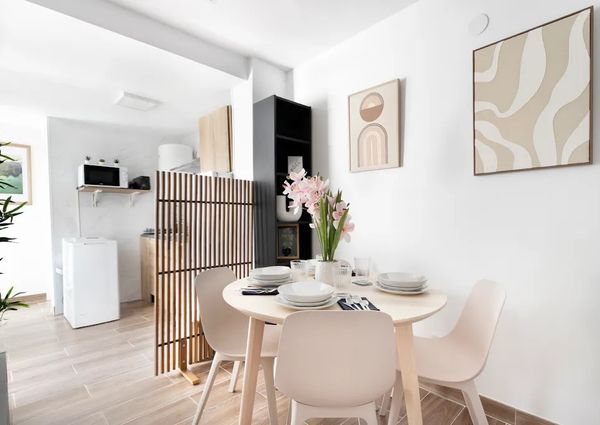 Calle Rosa, Getafe, Community of Madrid 28903