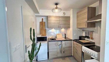 Appartement 2 pièces 55m2 REIMS 650 euros - Photo 4