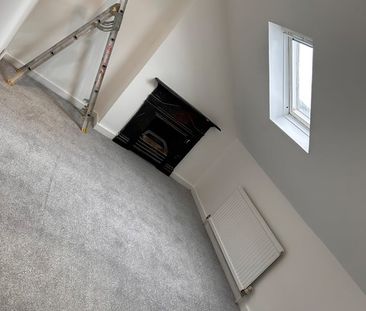 2 Bed Maisonette, Red Post Hill, SE24 - Photo 1