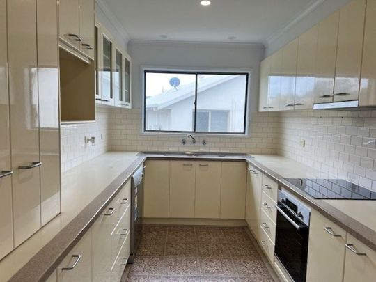 Golf Course Views - Photo 1