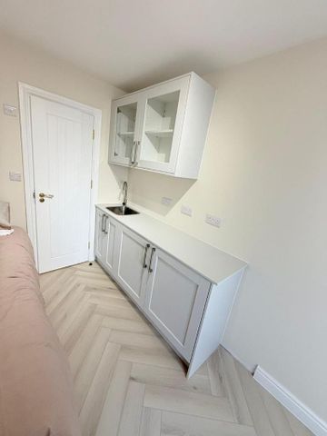 Studio to rent - Photo 3