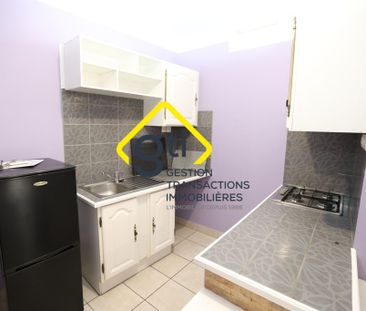 Location Appartement 1 pièce 22m² ST DENIS 97400 - Photo 2
