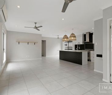 Family Home in Griffin! - Photo 4