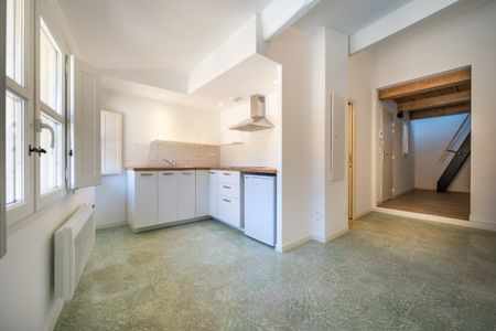 Aix en Provence centre ville - TYPE 1 + mezzanine - 27m² - Photo 4