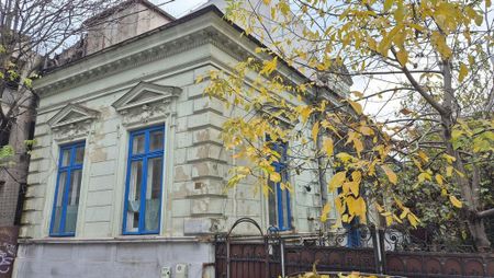 Proprietate cu 4 camere P+1 Etaj 140 mp - Universitate - ... - Photo 2