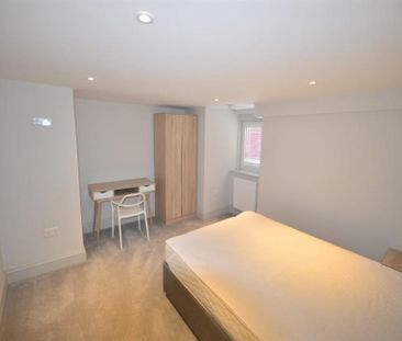 2 Bedroom Apartment To Let - Photo 3