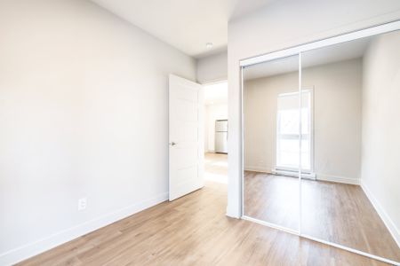 2042 Rue Dufresne, Montréal - Photo 2
