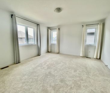 For Lease - 70 Mclean Avenue, Collingwood, Ontario - Photo 2