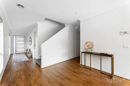 “Your Dream Home Awaits!” - Photo 2