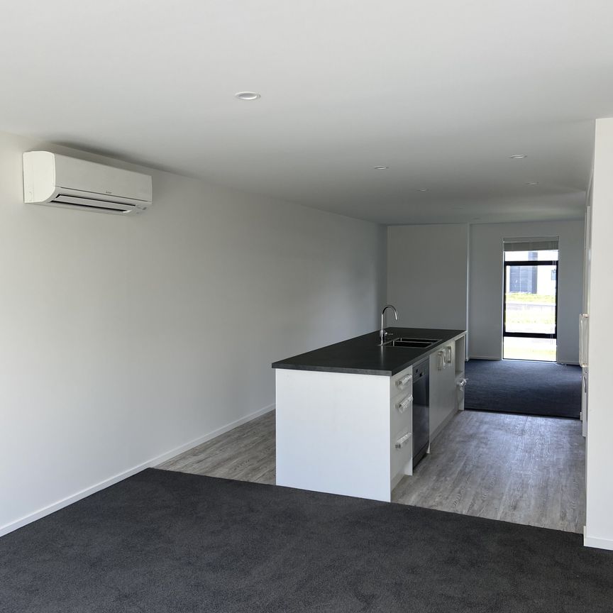 113 Manakura Street - Photo 1