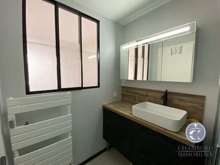Location Appartement Meublé avec Vue Imprenable à Blois - Photo 3