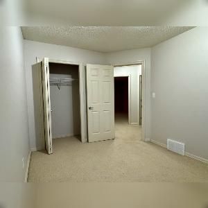 4 Bed 3.5 Bath Duplex Fort Saskatchewan For Rent - Photo 5