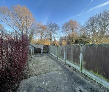 2 bedroom terraced house to rent - Photo 3
