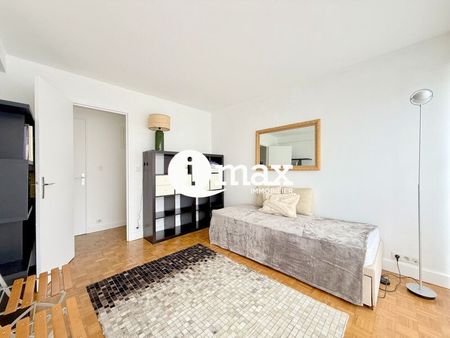 Location Appartement PARIS - - Photo 5