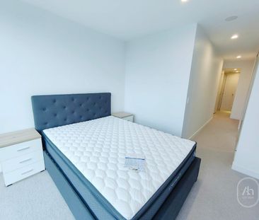 Charming and Stylish Property in the Heart of Box Hill - A Blank Ca... - Photo 6