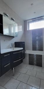 Location Maison 5 pièces 167m² - Photo 4