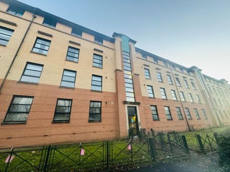 Moray Court, 0/2 Glasgow, G73 1BF - Photo 2