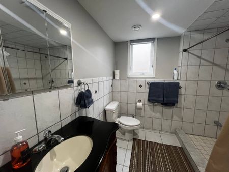 For Lease - 59 Lee Street, Wasaga Beach, Ontario - Photo 5