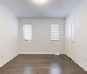 For Lease - 76 Rustle Woods Avenue, Markham, Ontario - Photo 5