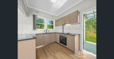 Cozy 3-Bedroom Home in Prime Location - Photo 3