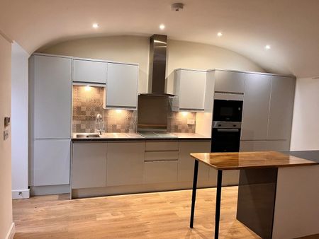 1 Bed Flat, Conygre Road, BS34 - Photo 3