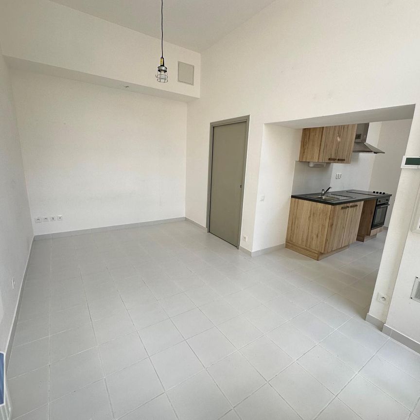 Location Appartement 1 pièce 29m² CAMBRAI 59400 - Photo 1