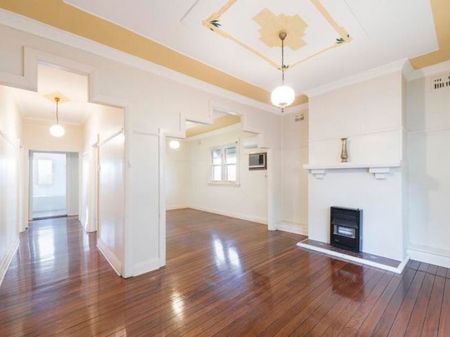 13 Braye Street, Mayfield NSW 2304 - Photo 2