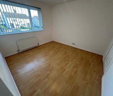 212 Jordanstown Road, Jordanstown, BT37 0NA - Photo 6