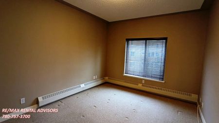 #434 10 Discovery Ridge Close Southwest - Photo 4