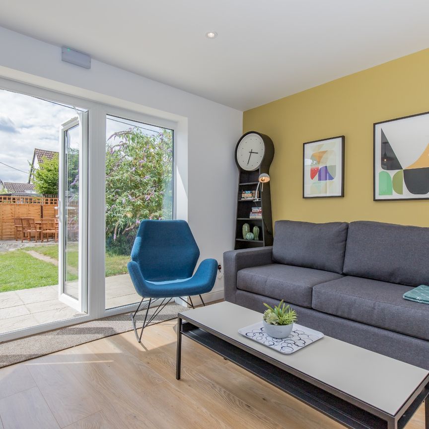 Luxury 6 bed House share with 4 En-suites and 1 spacious shared Bathroom Show less Room 2 - Photo 1