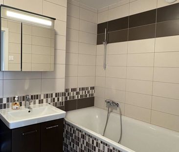 Spacious 4.5-room through-house with terrace and lake view - Foto 1