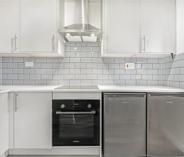 1 bedroom maisonette to rent - Photo 4