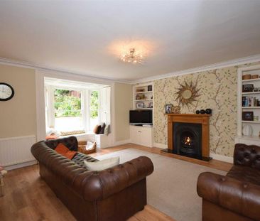 4 bedroom terraced house to rent - Photo 1