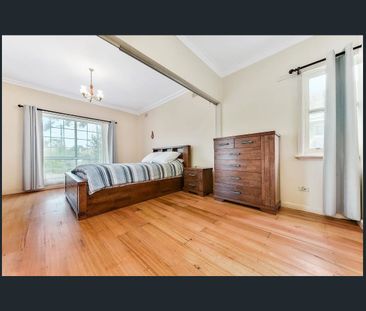 11 Winbourne Road, Mount Waverley, Vic 3149 - Photo 1