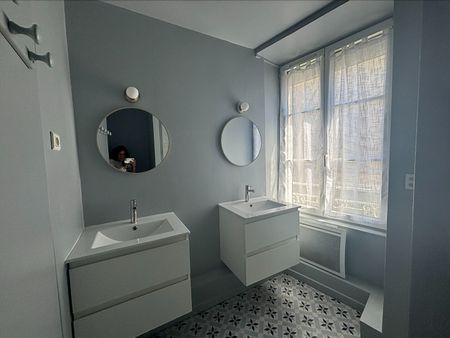 Location Maison 4 pièces 88m² - Photo 3