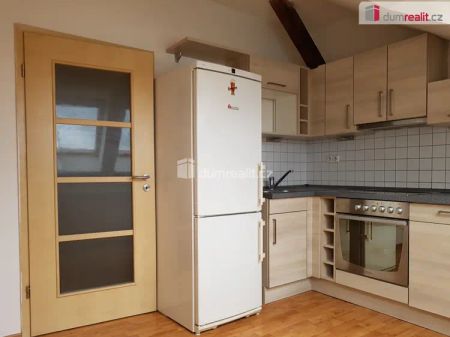 Pronájem, byt 1+1, zahrada, B.Smetany, České Budějovice - Photo 4