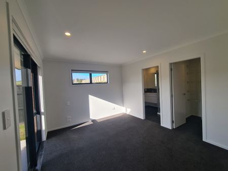 Brand New And Ready To Go - Ohauiti - Photo 4